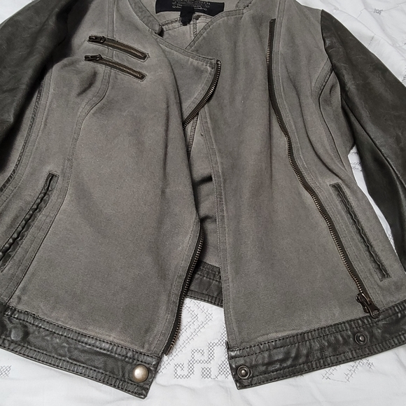 Green Fall Jacket - Picture 2 of 4